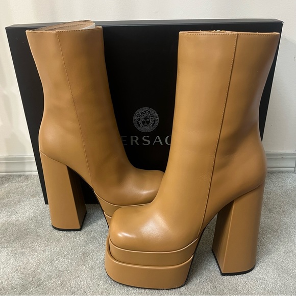 Versace Tan Platform Boots - Picture 4 of 12
